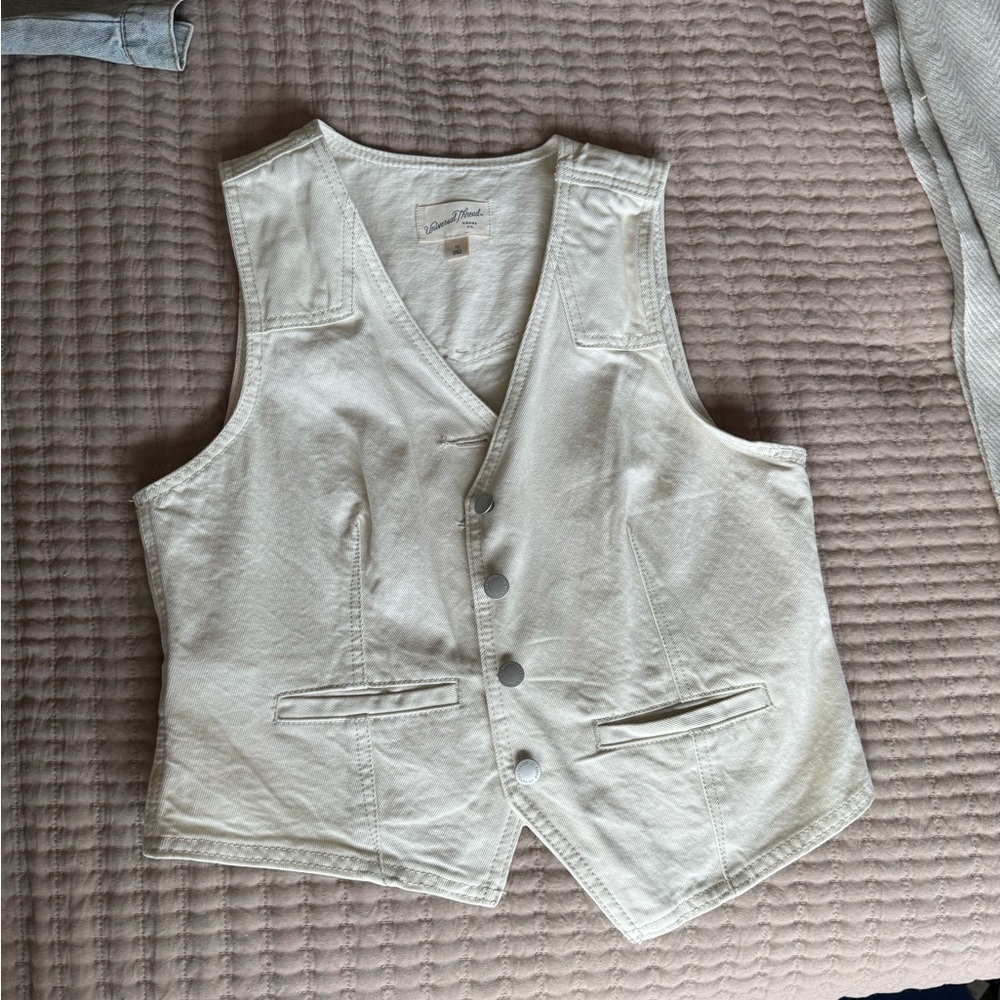 Universal Threads Denim Vest
